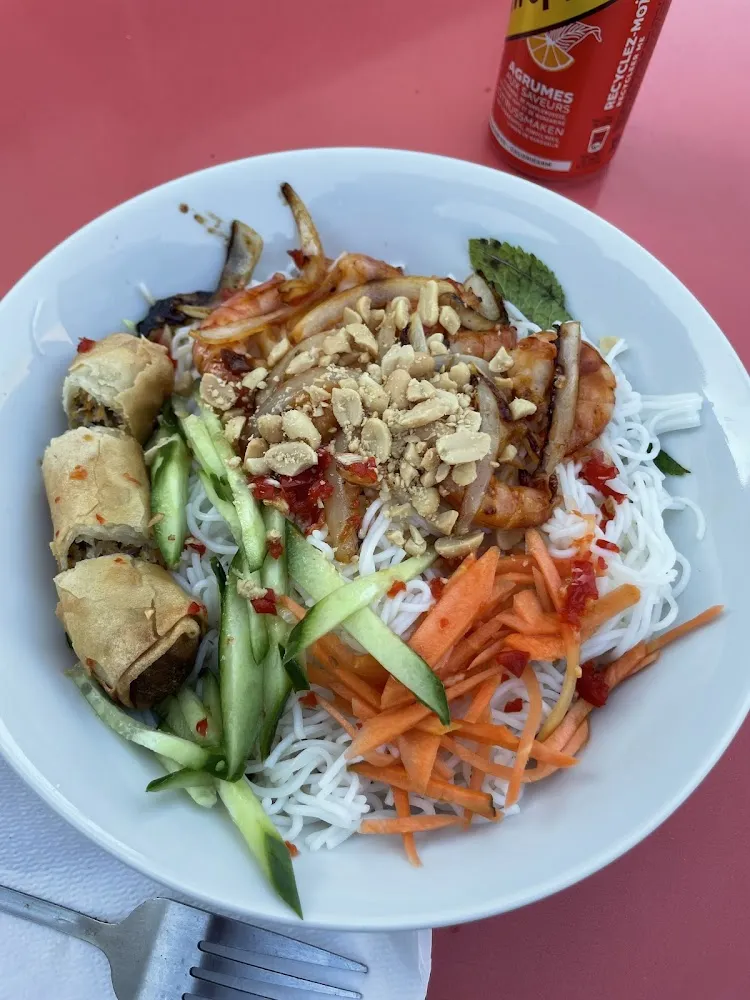 Bobun Aux Crevettes Sautées